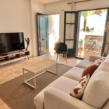 Casa La Aguanosa Con Piscina Y Vistas Al Mar Lejlighed Frigiliana Eksteriør billede