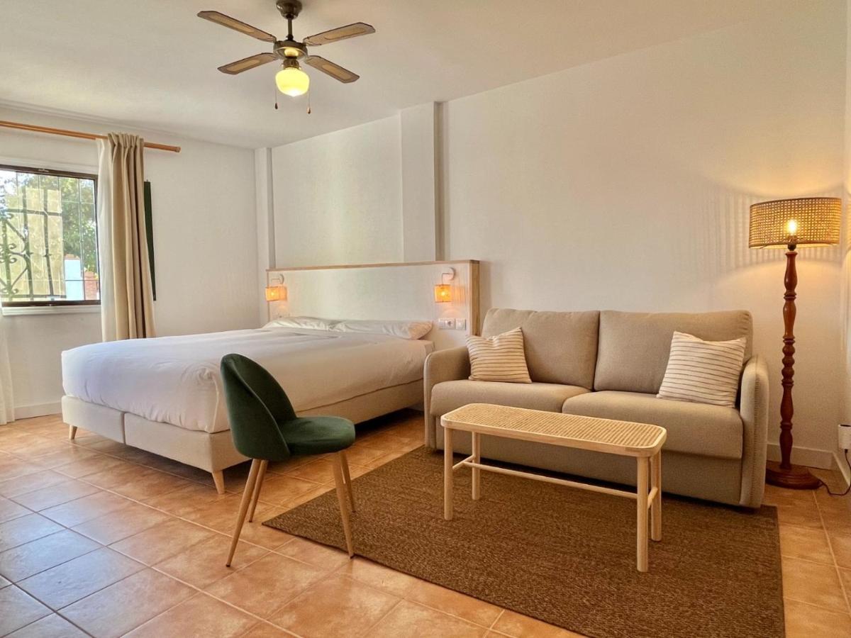 Casa La Aguanosa Con Piscina Y Vistas Al Mar Lejlighed Frigiliana Eksteriør billede