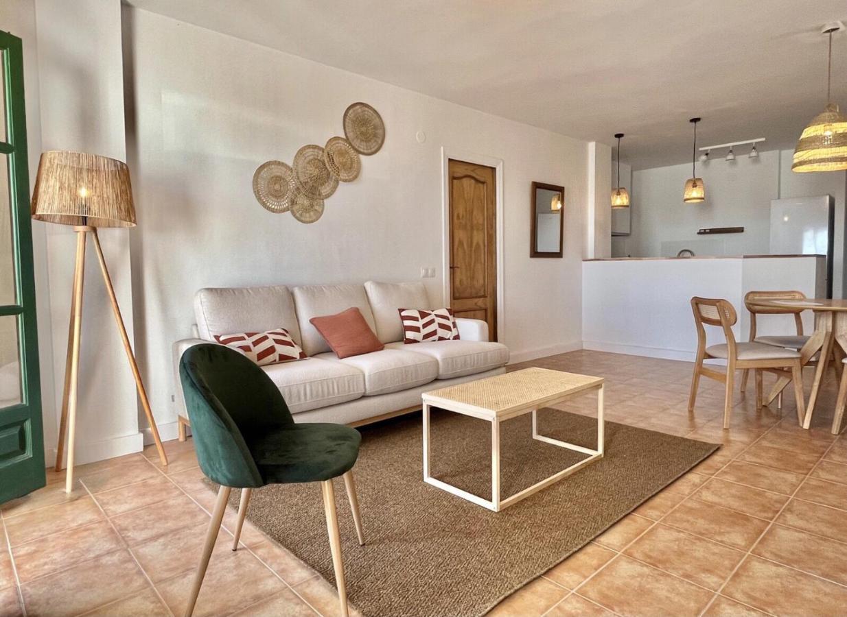 Casa La Aguanosa Con Piscina Y Vistas Al Mar Lejlighed Frigiliana Eksteriør billede