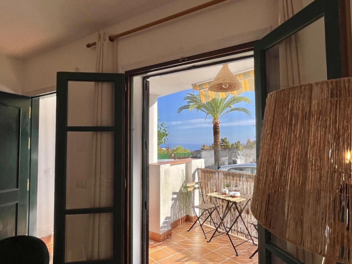 Casa La Aguanosa Con Piscina Y Vistas Al Mar Lejlighed Frigiliana Eksteriør billede